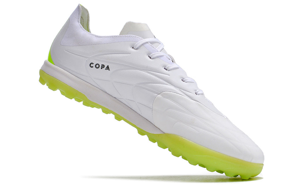 Chuteira Society Copa Pure 3–Elegante