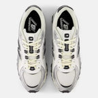 New Balance 204L Silver Metallic Black