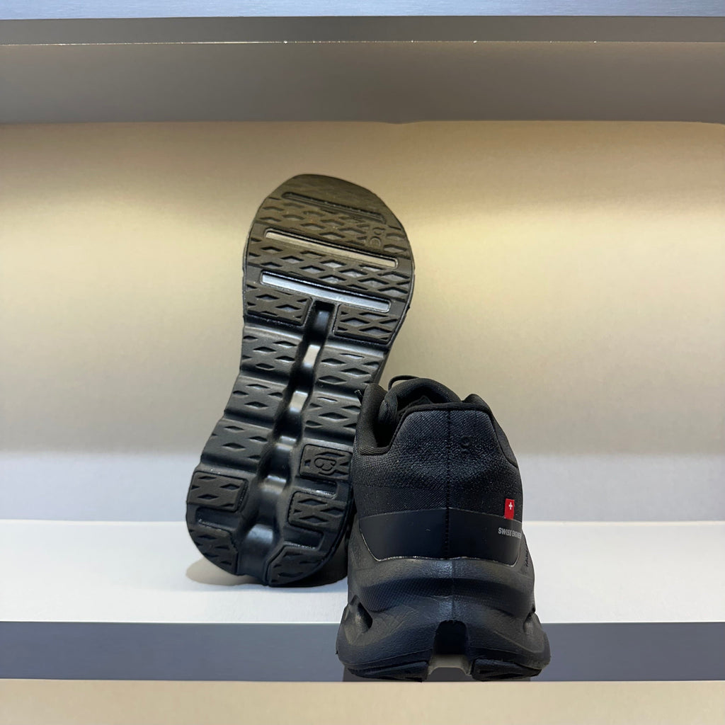 On Running Cloudtilt Black Eclipse (Pronta Entrega)