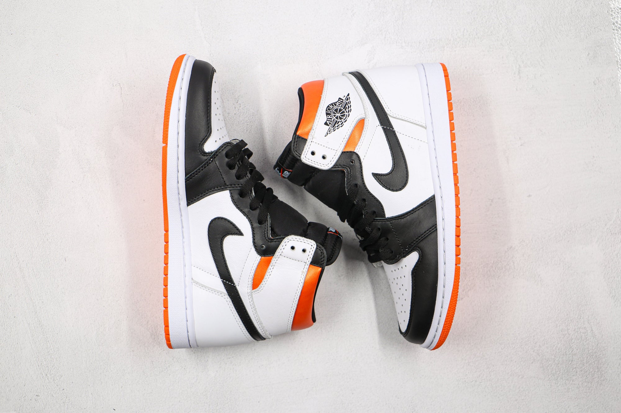 Jordan 1 Retro High Electro Orange
