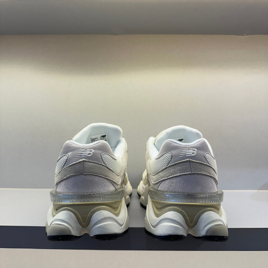 New Balance 9060 Moonbeam Sea Salt (Pronta Entrega)