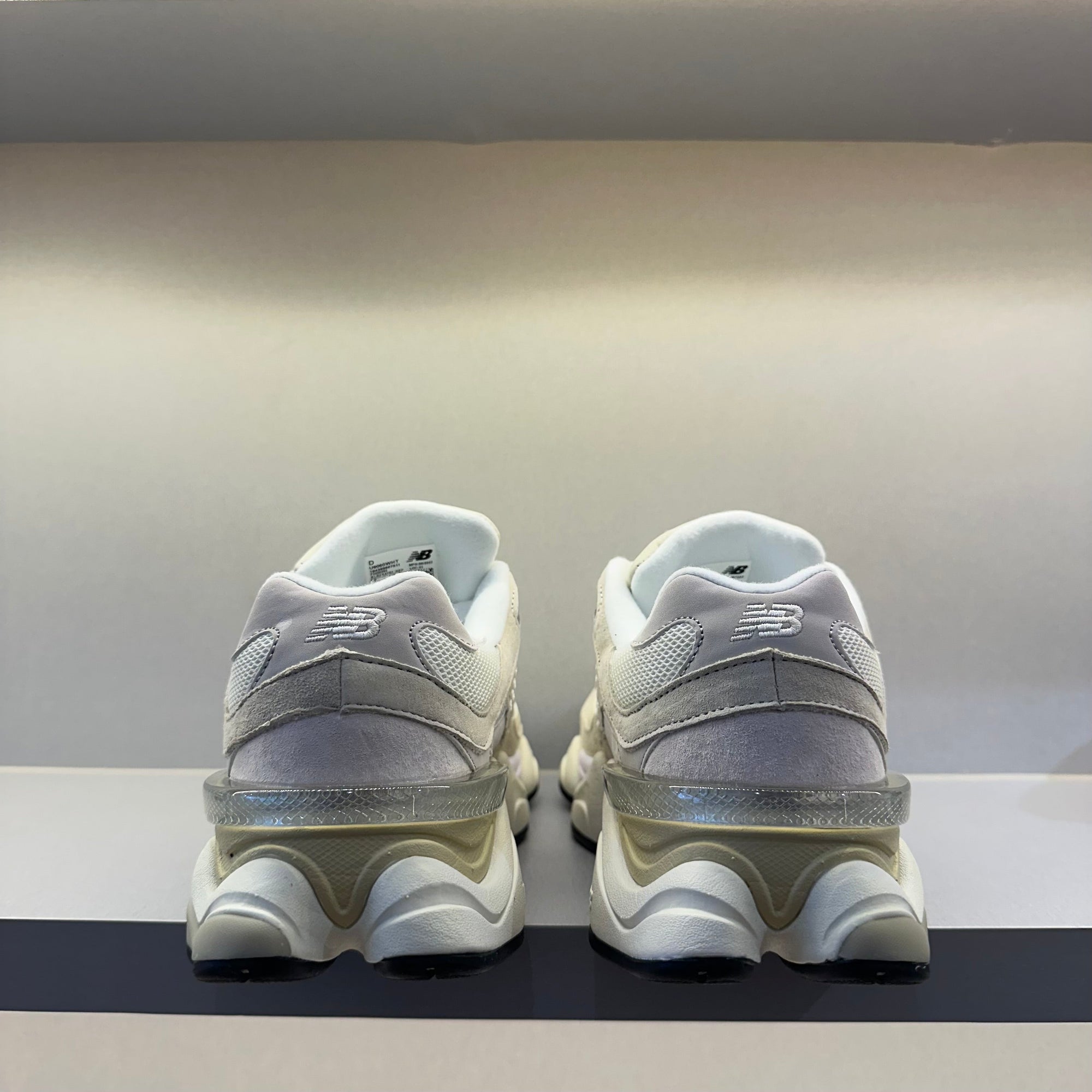 New Balance 9060 Moonbeam Sea Salt (Pronta Entrega)