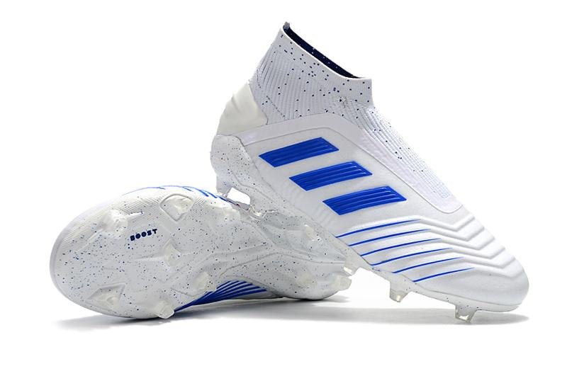 Chuteira Predator 19 Campo–Clássico