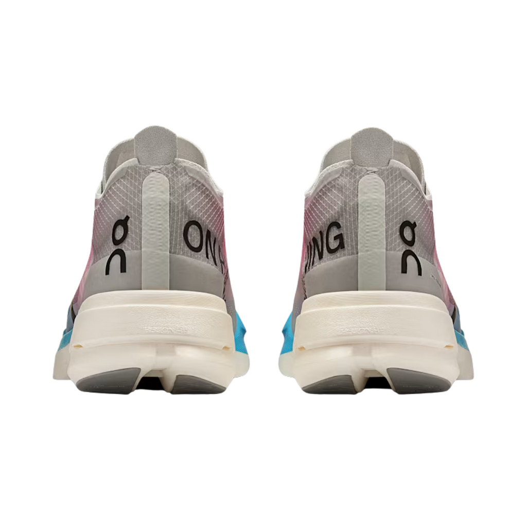Cloudboom Strike White | Horizon
