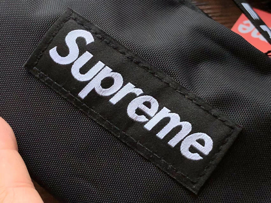 Supreme WaistBag Black (Pronta Entrega)