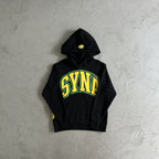 Conjunto Syna World College Logo Preto/Amarelo