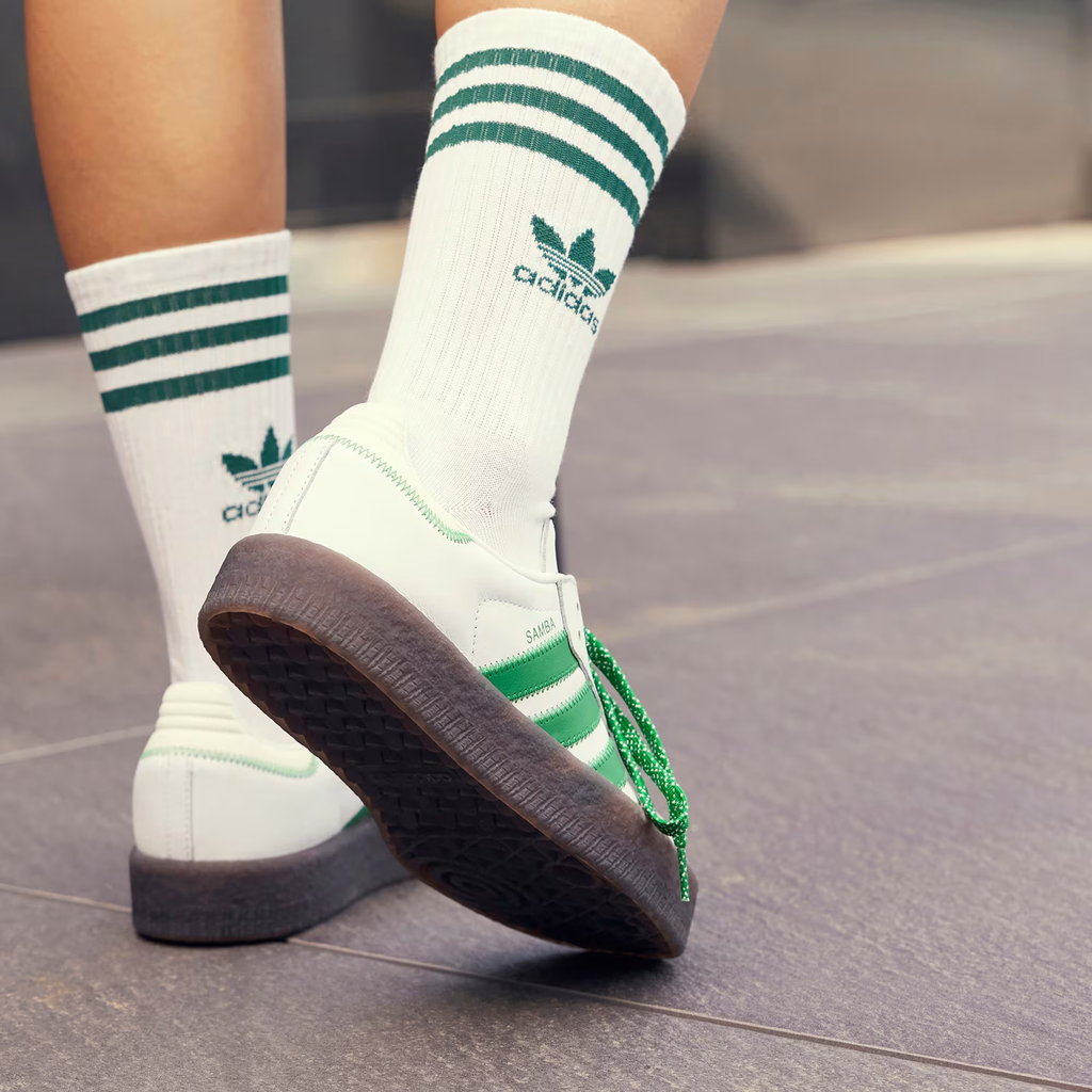 SAMBAE VERDE COM BRANCO–Branco Clean