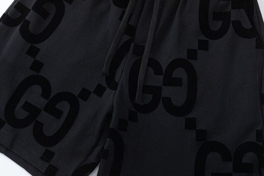 Bermuda Moletom Gucci GG Logo Preto