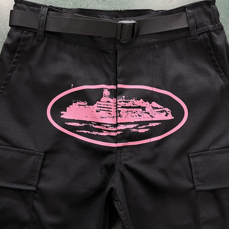 Calça Corteiz Cargo Preta e Rosa
