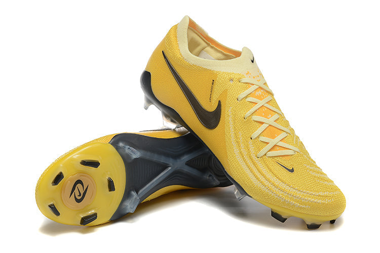 Chuteira NIKE PHANTOM GX2 FG