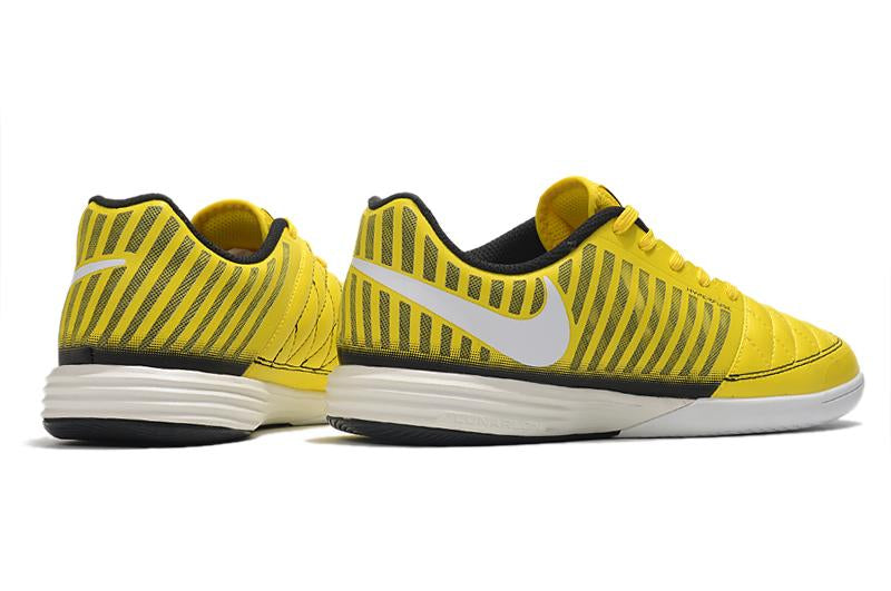 Chuteira Lunar Gato II Futsal–Elegante
