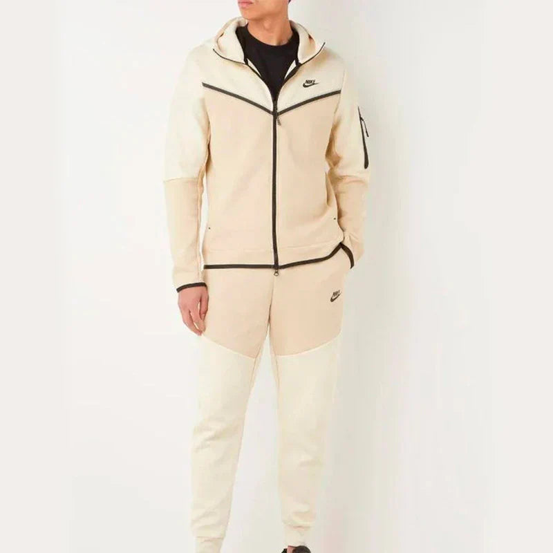 Conjunto Nike Tech Fleece Creme